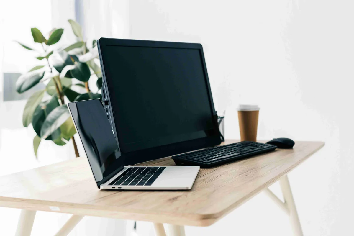 ECDL at Home με φορητό υπολογιστή και οργανωμένο χώρο μελέτης